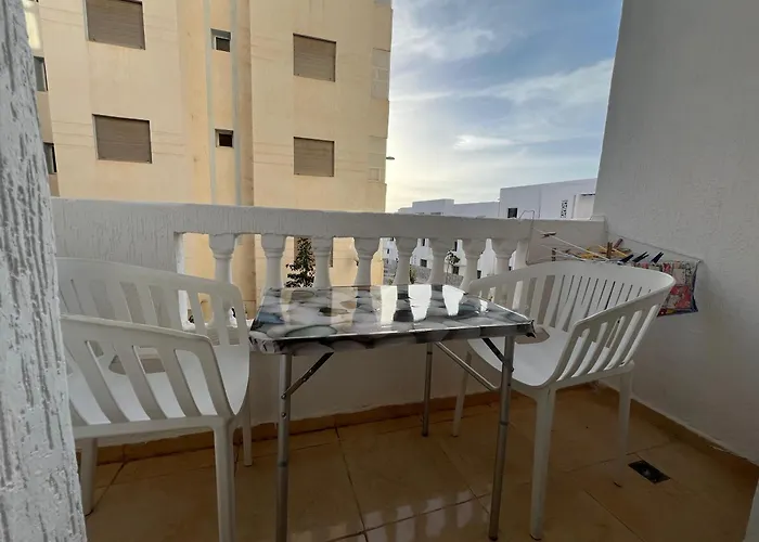 Appartement Des Vacances A Bades Pres De Corniche